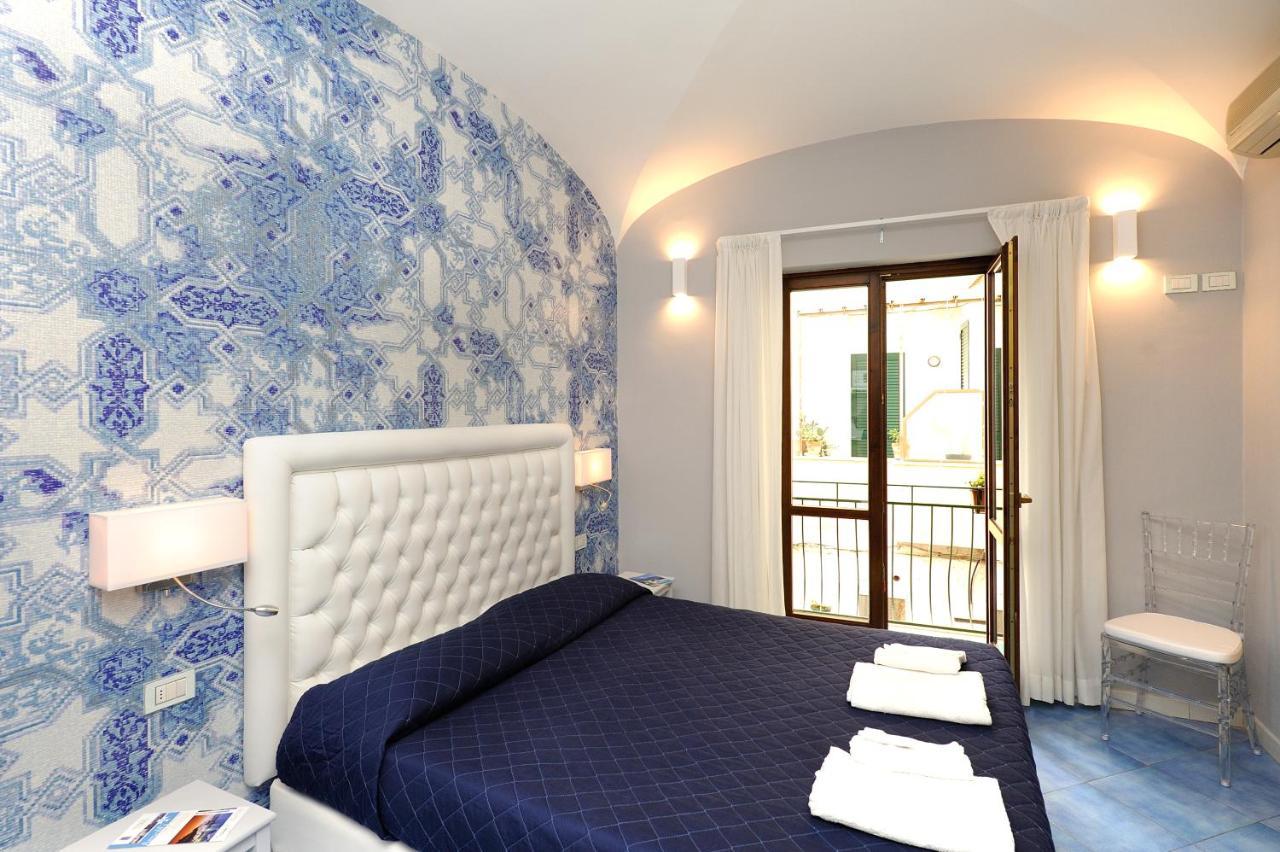 Casamalfi Centro Storico Aparthotel 2*